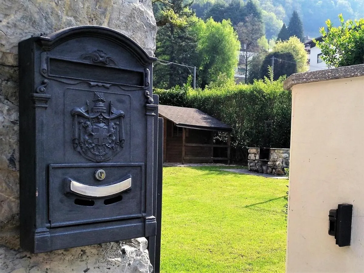 Grigna Casa Della Quiete Cremeno Lecco Como Lake 0*,  İtalya